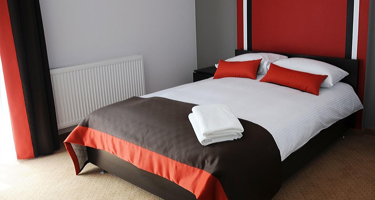 Hotel Klaudia Juszczyn Esterno foto