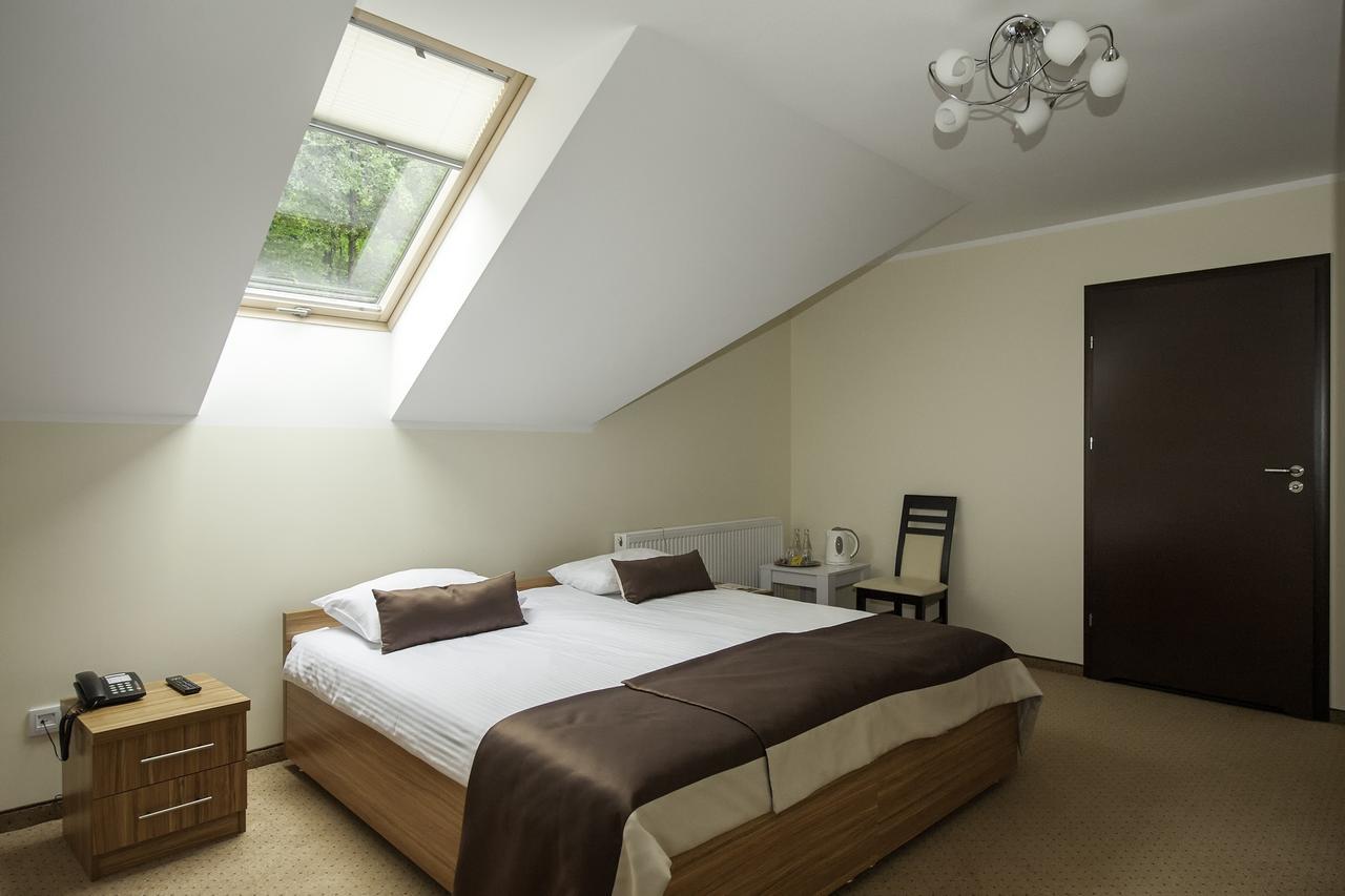 Hotel Klaudia Juszczyn Esterno foto